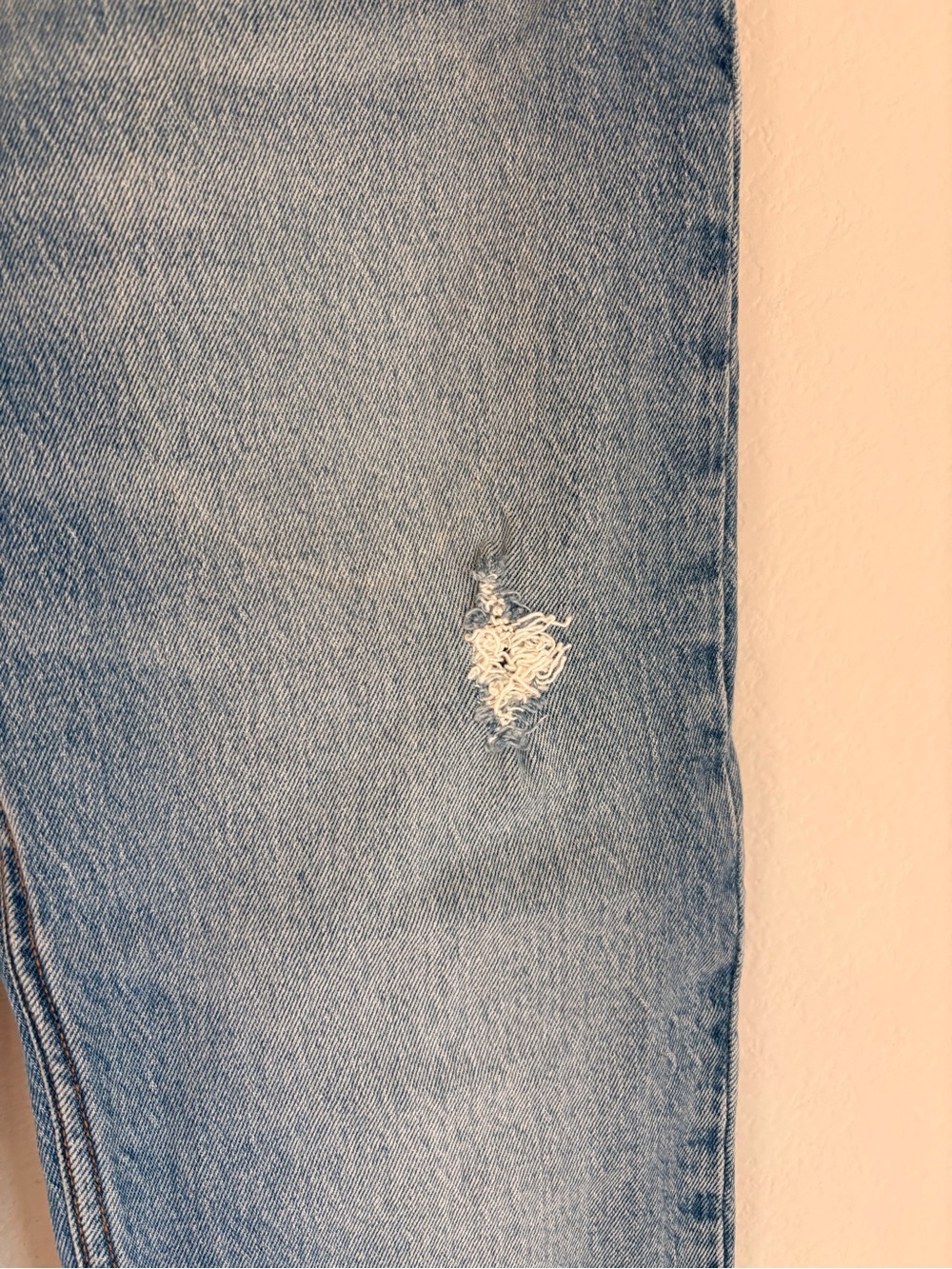 Abercrombie and Fitch The Dad High Rise Jean size 26/2 - Picture 3 of 12
